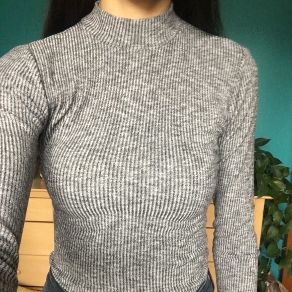 Grey Ribbed Mock Neck - Picture 3 of 3
